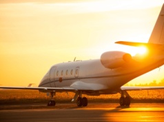 COP30. Koalicja państw proponuje podatek od prywatnych odrzutowców i miejsc premium w samolotach