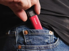 Ten SSD mieści się w kieszeni. A przy tym zaskakuje pojemnością