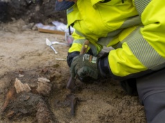 Archeolodzy w tajemnicy pracowali przy nietypowym pochówku kobiety z epoki wikingów