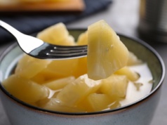 Co się stanie z twoim ciałem, jeśli codziennie będziesz jeść ananasa? Sprawdzili