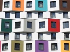 Dopłaty do kredytów to ślepy zaułek. Nie musimy stymulować popytu na mieszkania