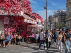 3 największe pułapki Paryża. Unikaj ich, jeśli nie chcesz stracić pieniędzy