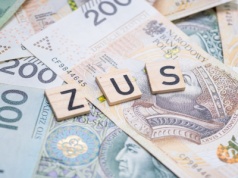 Czas do 30 listopada 2025. ZUS przypomina Polakom o wniosku. Chodzi o zwolnienie z tych opłat