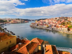 🤩 Porto bez nadwyrężania budżetu 😎🇵🇹 Loty i hotel w sercu miasta za 547 PLN 💸🤯