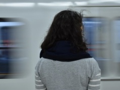 Rząd buduje bardzo szybkie koleje. Ale czy Polaków będzie stać na bilety?