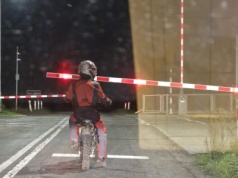 Nie miał prawa jazdy i motocykla dopuszczonego do ruchu, za to miał zgodę mamy