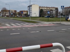 Citroenem storpedował płot i Mercedesa (ZDJĘCIA)