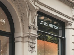Zuchwały napad na butik Louis Vuitton w Rzymie. Trzy minuty, 300 tysięcy euro strat