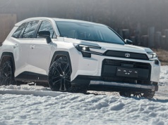 Toyota pokazała nową RAV4. Spełnia marzenia o wersji bez hybrydy