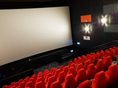 Polski programista miał dość! Tak działa strona „Kino Bez Reklam”