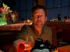 Trener Igi Świątek uciekł przed zimą. Są zdjęcia