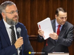 Doradca Victora Orbana uderza w polski rząd. 