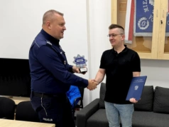 Kierowca MZK zachował zimną krew w trudnej sytuacji. Komendant mu podziękował