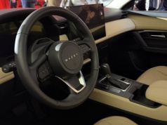 Nowa Mazda CX-5 w środku czegoś nie ma. Nie mogę się przyzwyczaić