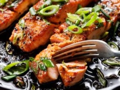 W sklepie wybieraj tylko takiego łososia. Jest wolny od antybiotyków i toksyn