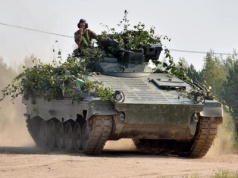 Kraj z końca świata wyśle potężne pojazdy bojowe na Ukrainę