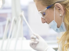 Można dostać dofinansowanie do leczenia zębów. To wciąż mało znane świadczenie