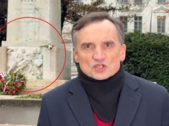 Ziobro odpowiada na zablokowanie mu kont. Wybrał nieprzypadkowe miejsce