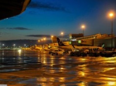 Awaryjne lądowanie na Okęciu. Zadymienie na pokładzie