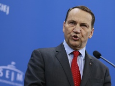 Sikorski zmienia sposób działania. Walka z Nawrockim to tylko część planu