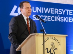 Minister Radosław Sikorski: konieczne uderzenie we 