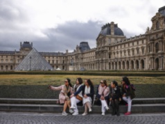 Po kradzieży w Luwrze w muzeach potrzebni są menedżerowie ds. bezpieczeństwa