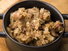 Aromatyczna kapusta po czesku to hit świąt. Przepis zachwyca prostotą. Rodzina poprosi o dokładkę!