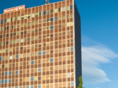 Potężny pożar zniszczył kultowy wieżowiec. Podpalenie miało trafić na TikTok