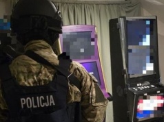 Nielegalne kasyno zlikwidowane. Zarabiali na nim krocie