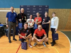 Odbijali piłeczki ping-pongowe w szczytnym celu. Dobroczynna akcja Polskiej Grupy Zbrojeniowej