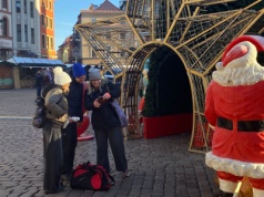 Toruński Jarmark Bożonarodzeniowy otwarty! Zaczęło się od parady i rozświetlenia choinki