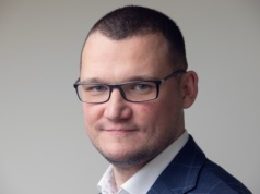 Szefernaker o Czarzastym: Problem ze znajomością Konstytucji