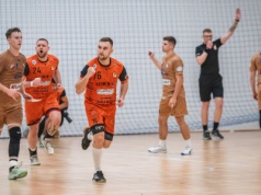 Derby dla Lidera! Radomianie dogonili Enea Orlęta Zwoleń i wygrali 25:23