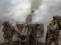 Historyk: Klęska Ukrainy może uruchomić wyścig nuklearny w Europie