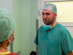 Lekarz z rzeszowskiego USK z prestiżowym certyfikatem. Wyróżnienie dla Marcina Bajorka