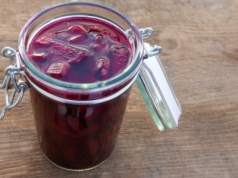 Zakwas buraczany mojej babci nigdy nie pleśnieje. Ma prostą zasadę