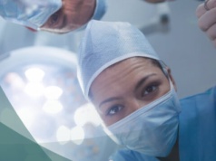 Przyszłość cyfrowych doświadczeń pacjenta leży w modelach hybrydowych