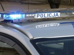 Tragiczna interwencja. Kierowca ciężarówki nie żyje, policjant ranny