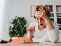 W tej grupie sympatie partyjne są ważniejsze niż prawda. Tworzą dezinformację