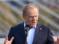 Donald Tusk przybył do Angoli