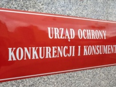 Polski bank wypłaca odszkodowania klientom. UOKiK podjął decyzję, nawet 2,5 tys. zł
