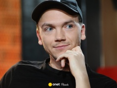 Jan Komasa o kompleksach Polaków. "Mamy ogromne talenty, a lądujemy na zmywaku w Londynie"