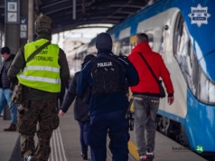 Blisko tysiąc żołnierzy i funkcjonariuszy skierowano do ochrony infrastruktury kolejowej w województwie