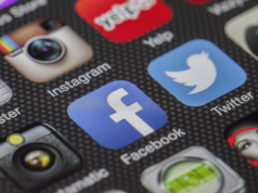 Meta ukrywała badania o depresji i lęku wywoływanych przez Facebooka