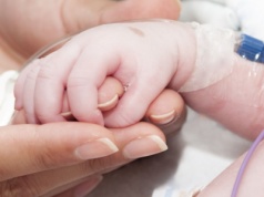 Marcinek ma dwa miesiące. Urzędnicy szukają dla niego rodziców. Nietypowa sytuacja