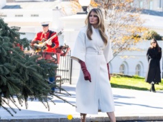 Melania odebrała choinkę w Białym Domu. Donald Trump nie przybył
