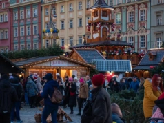 Ten jarmark świąteczny w Polsce miał być perełką. „Jest drogo, ale za to niesmacznie”