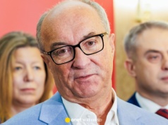 Nowy marszałek Sejmu chce wrócić do rozmów o aborcji. Padła data