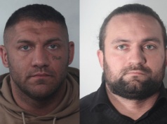 Po śmiertelnym pobiciu zapadli się pod ziemię. Prokuratura pokazała ich twarze