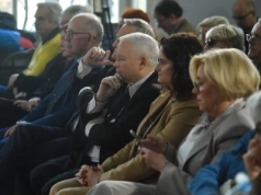 PiS tak słabe nie było od lat. „Żadnej premii za Nawrockiego”